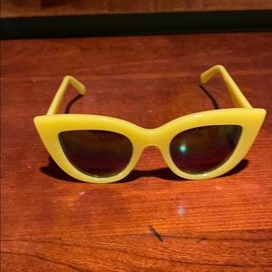 Quay Cool Yellow Sunglasses